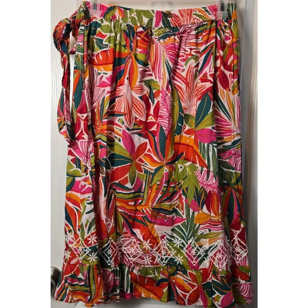 Faux wrap tropical sz L embroidered details Midi skirt resort